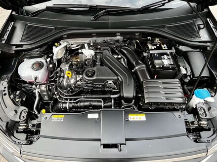 Volkswagen T-Roc 1.5 T-Roc Match TSI S-A 5dr 