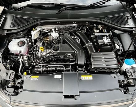 Volkswagen T-Roc 1.5 T-Roc Match TSI S-A 5dr 7
