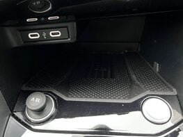 Volkswagen T-Roc 1.5 T-Roc Match TSI S-A 5dr 57