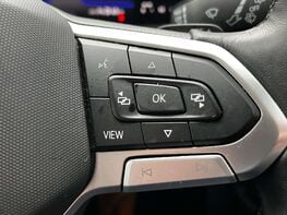 Volkswagen T-Roc 1.5 T-Roc Match TSI S-A 5dr 62