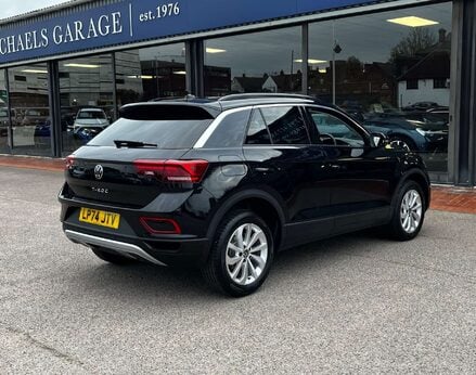 Volkswagen T-Roc 1.5 T-Roc Match TSI S-A 5dr 8