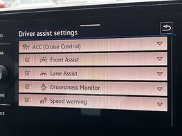 Volkswagen T-Roc 1.5 T-Roc Match TSI S-A 5dr 42