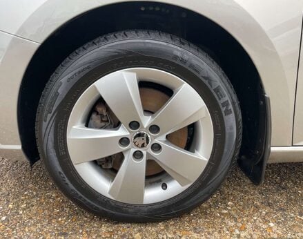 Skoda Fabia 1.2 Fabia SE TSi Semi-Auto 5dr 16