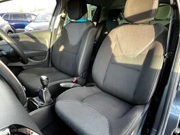 Renault Clio 0.9 Clio Iconic TCe 5dr 53