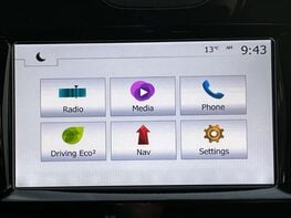 Renault Clio 0.9 Clio Iconic TCe 5dr 27