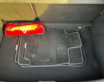 Renault Clio 0.9 Clio Iconic TCe 5dr 58