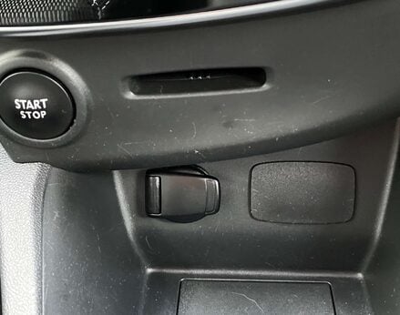 Renault Clio 0.9 Clio Iconic TCe 5dr 42