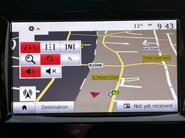 Renault Clio 0.9 Clio Iconic TCe 5dr 29