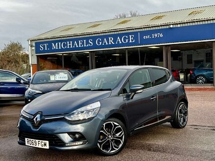 Renault Clio 0.9 Clio Iconic TCe 5dr