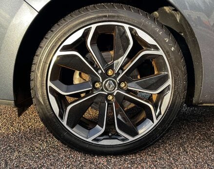 Renault Clio 0.9 Clio Iconic TCe 5dr 12