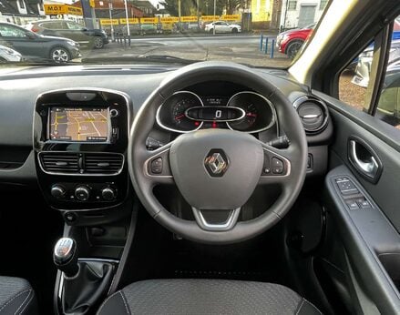 Renault Clio 0.9 Clio Iconic TCe 5dr 19