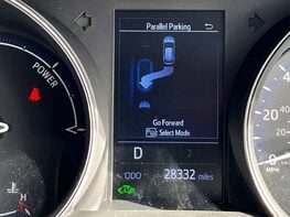 Toyota C-HR 2.0 C-HR Excel HEV CVT 5dr 31