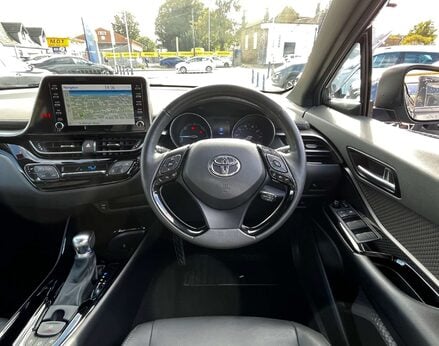 Toyota C-HR 2.0 C-HR Excel HEV CVT 5dr 19