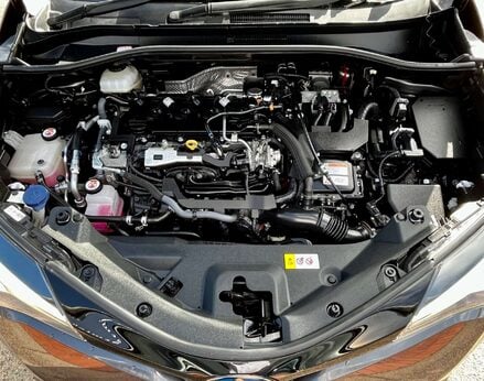 Toyota C-HR 2.0 C-HR Excel HEV CVT 5dr 7