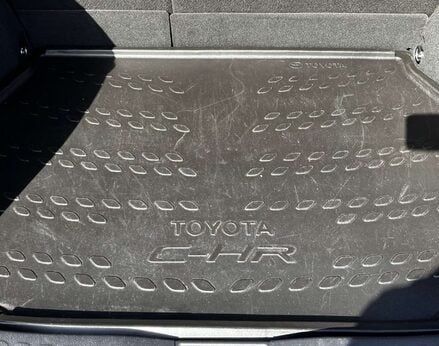 Toyota C-HR 2.0 C-HR Excel HEV CVT 5dr 72