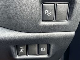 Toyota C-HR 2.0 C-HR Excel HEV CVT 5dr 61