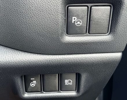 Toyota C-HR 2.0 C-HR Excel HEV CVT 5dr 61