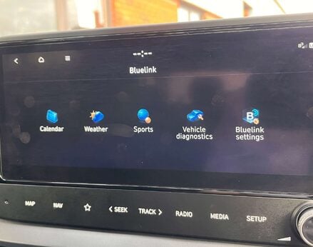 Hyundai BAYON 1.0 Bayon Ultimate TGDi MHEV Auto 5dr 46