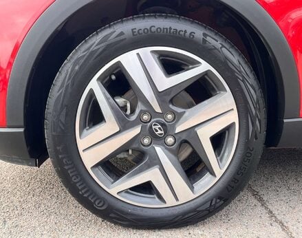 Hyundai BAYON 1.0 Bayon Ultimate TGDi MHEV Auto 5dr 13