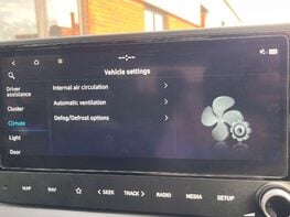 Hyundai BAYON 1.0 Bayon Ultimate TGDi MHEV Auto 5dr 52