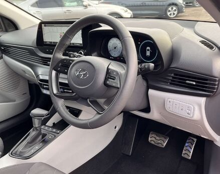 Hyundai BAYON 1.0 Bayon Ultimate TGDi MHEV Auto 5dr 18