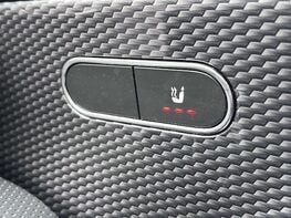 Mercedes-Benz A Class 1.3 A 200 Sport Exeutive Auto 5dr 69