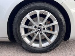 Mercedes-Benz A Class 1.3 A 200 Sport Exeutive Auto 5dr 16