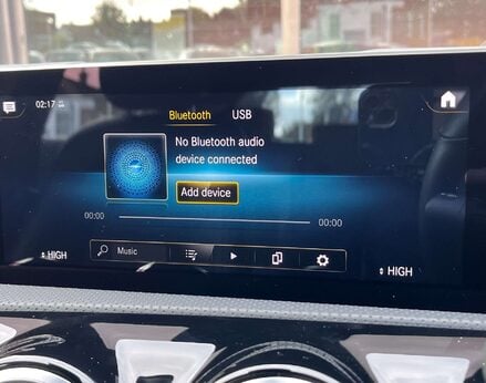 Mercedes-Benz A Class 1.3 A 200 Sport Exeutive Auto 5dr 41