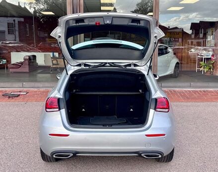 Mercedes-Benz A Class 1.3 A 200 Sport Exeutive Auto 5dr 73