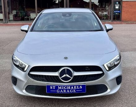 Mercedes-Benz A Class 1.3 A 200 Sport Exeutive Auto 5dr 5