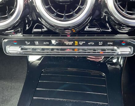 Mercedes-Benz A Class 1.3 A 200 Sport Exeutive Auto 5dr 56