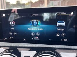 Mercedes-Benz A Class 1.3 A 200 Sport Exeutive Auto 5dr 39