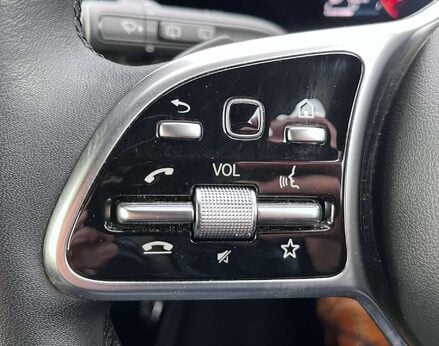 Mercedes-Benz A Class 1.3 A 200 Sport Exeutive Auto 5dr 60