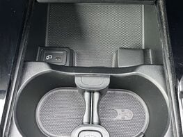 Mercedes-Benz A Class 1.3 A 200 Sport Exeutive Auto 5dr 57