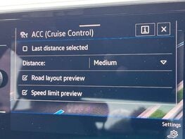 Volkswagen T-Roc 1.5 T-Roc R-Line TSI Semi-Auto 5dr 35