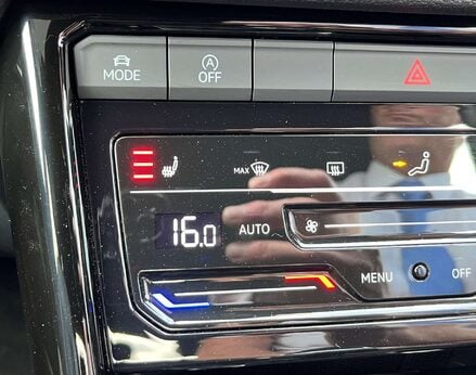 Volkswagen T-Roc 1.5 T-Roc R-Line TSI Semi-Auto 5dr 47