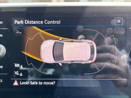 Volkswagen T-Roc 1.5 T-Roc R-Line TSI Semi-Auto 5dr 29