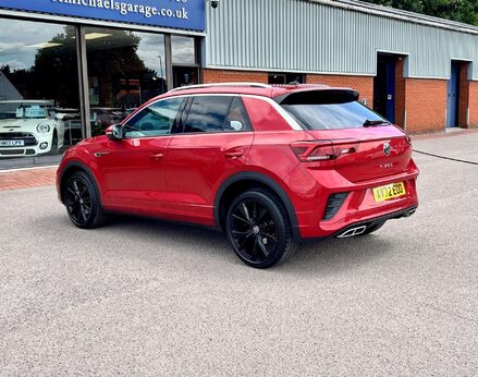 Volkswagen T-Roc 1.5 T-Roc R-Line TSI Semi-Auto 5dr 9