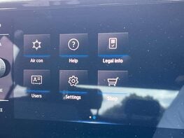 Volkswagen T-Roc 1.5 T-Roc R-Line TSI Semi-Auto 5dr 26