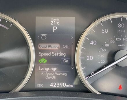 Lexus NX 2.5 NX 300h Luxury CVT 4WD 5dr 25