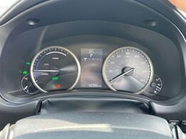 Lexus NX 2.5 NX 300h Luxury CVT 4WD 5dr 20