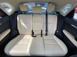 Lexus NX 2.5 NX 300h Luxury CVT 4WD 5dr 60