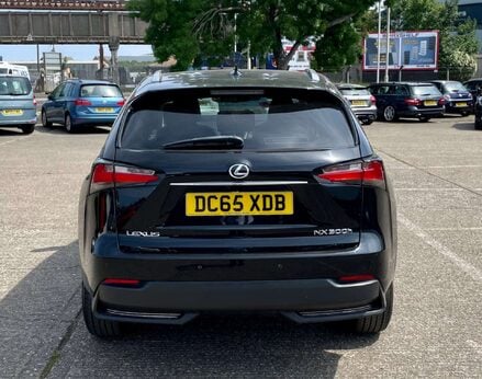 Lexus NX 2.5 NX 300h Luxury CVT 4WD 5dr 6