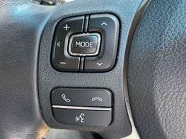 Lexus NX 2.5 NX 300h Luxury CVT 4WD 5dr 48