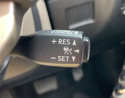 Lexus NX 2.5 NX 300h Luxury CVT 4WD 5dr 52