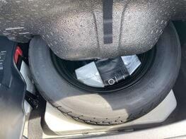 Lexus NX 2.5 NX 300h Luxury CVT 4WD 5dr 66