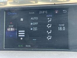 Lexus NX 2.5 NX 300h Luxury CVT 4WD 5dr 34