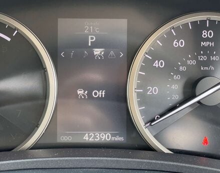 Lexus NX 2.5 NX 300h Luxury CVT 4WD 5dr 24