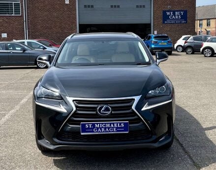 Lexus NX 2.5 NX 300h Luxury CVT 4WD 5dr 5