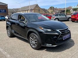 Lexus NX 2.5 NX 300h Luxury CVT 4WD 5dr 4
